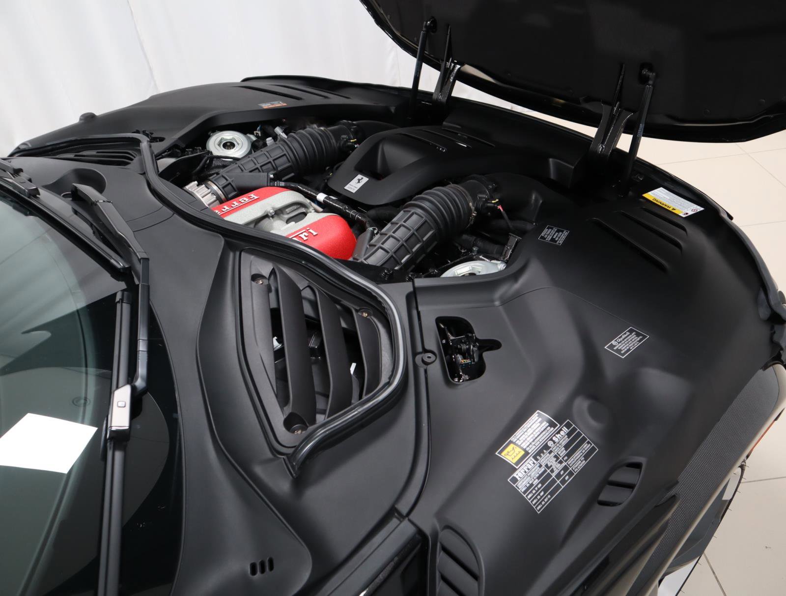 Certified 2025 Ferrari Purosangue image 21