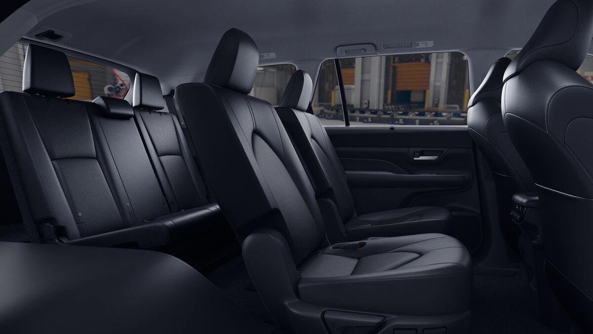 New 2026 Toyota Grand Highlander AWD Hybrid image 21