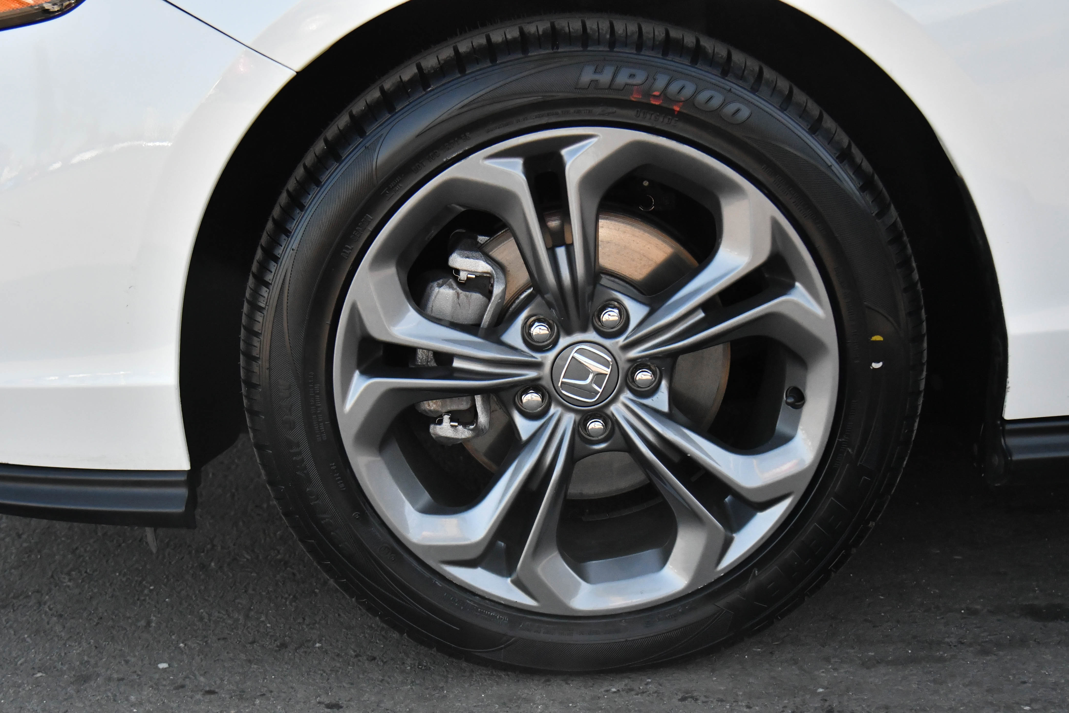 Used 2023 Honda Accord EX image 12