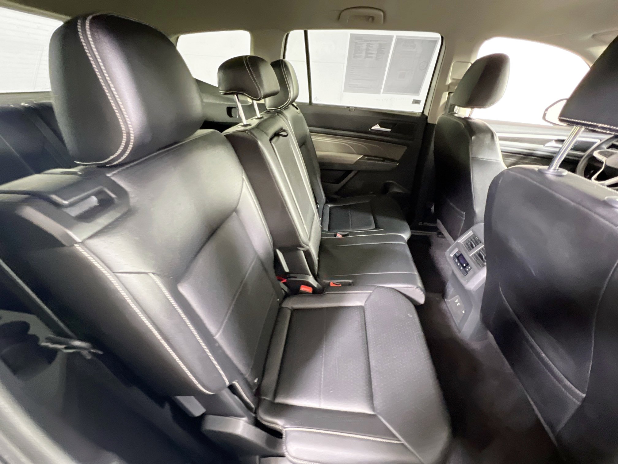 Used 2022 Volkswagen Atlas SE image 26