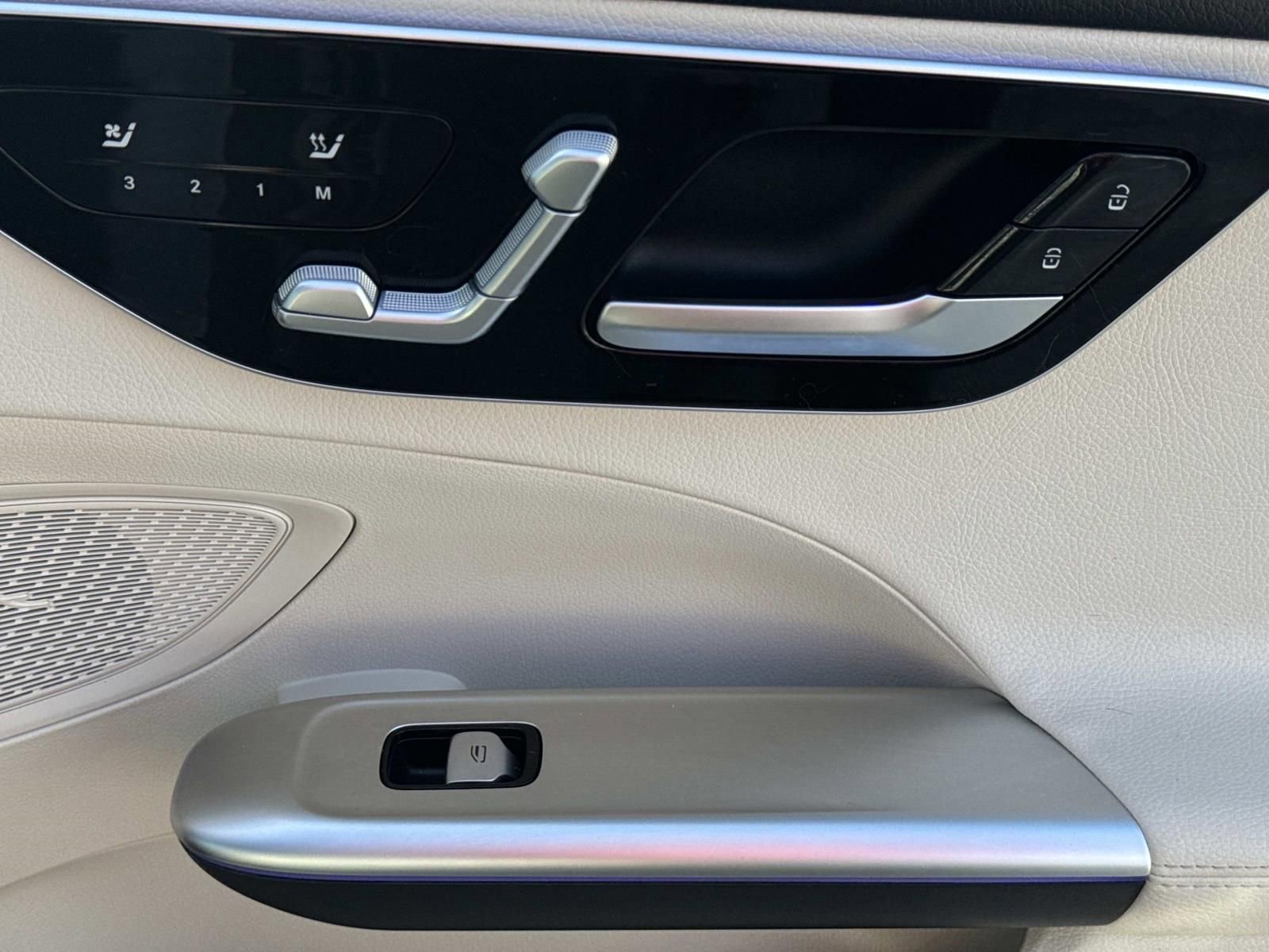 Used 2023 Mercedes-Benz C 300 Sedan image 15