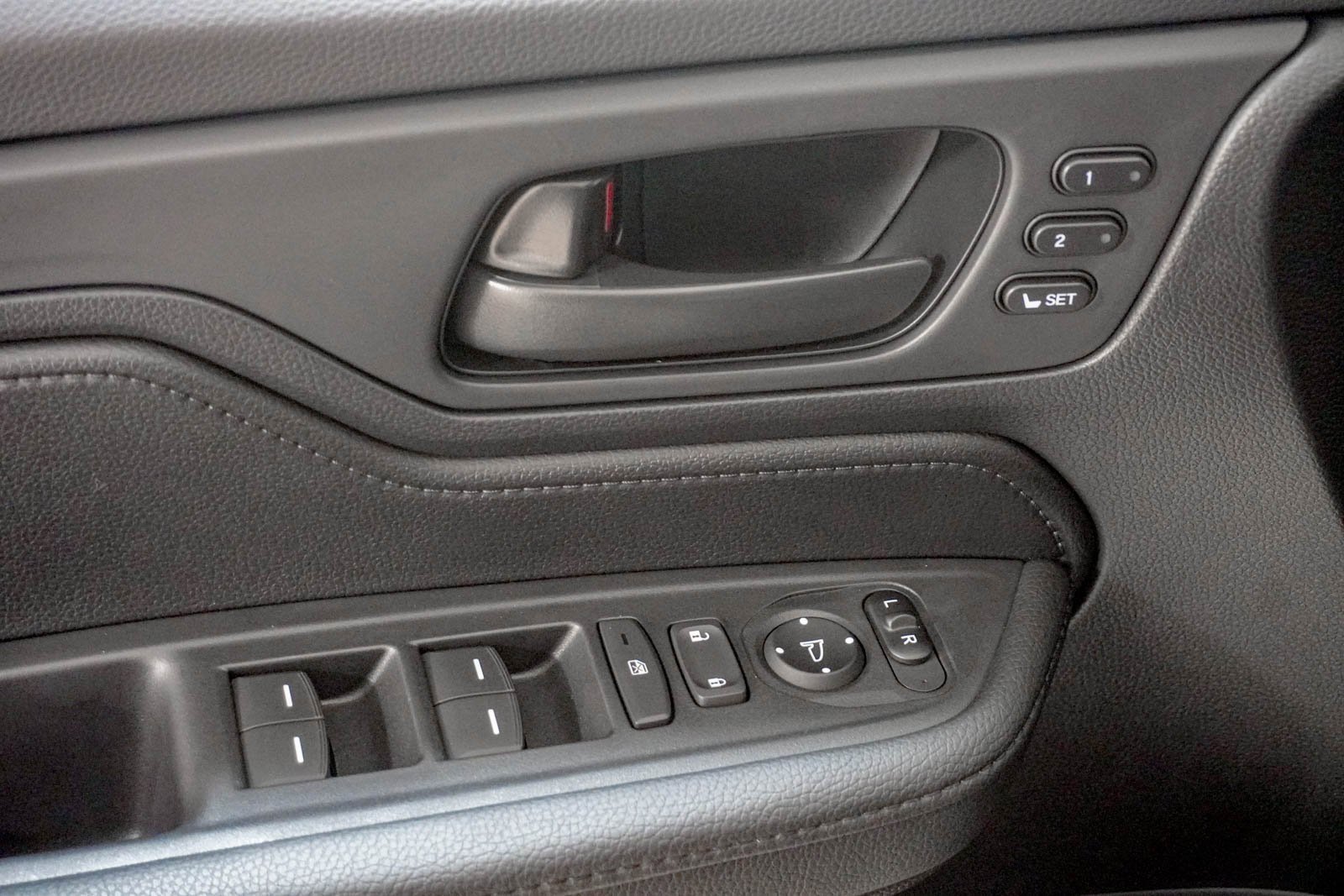 Certified 2026 Honda Odyssey EX-L image 19