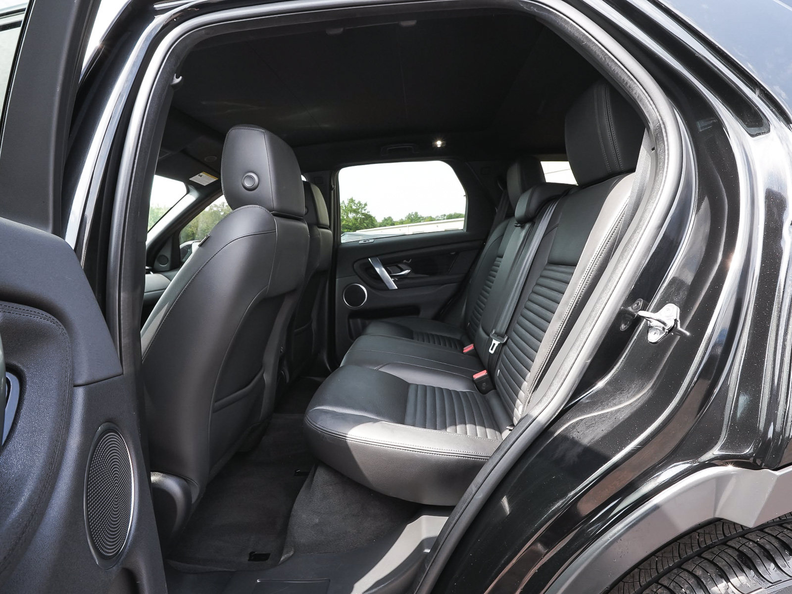Used 2023 Land Rover Discovery Sport S AWD/4WD image 34