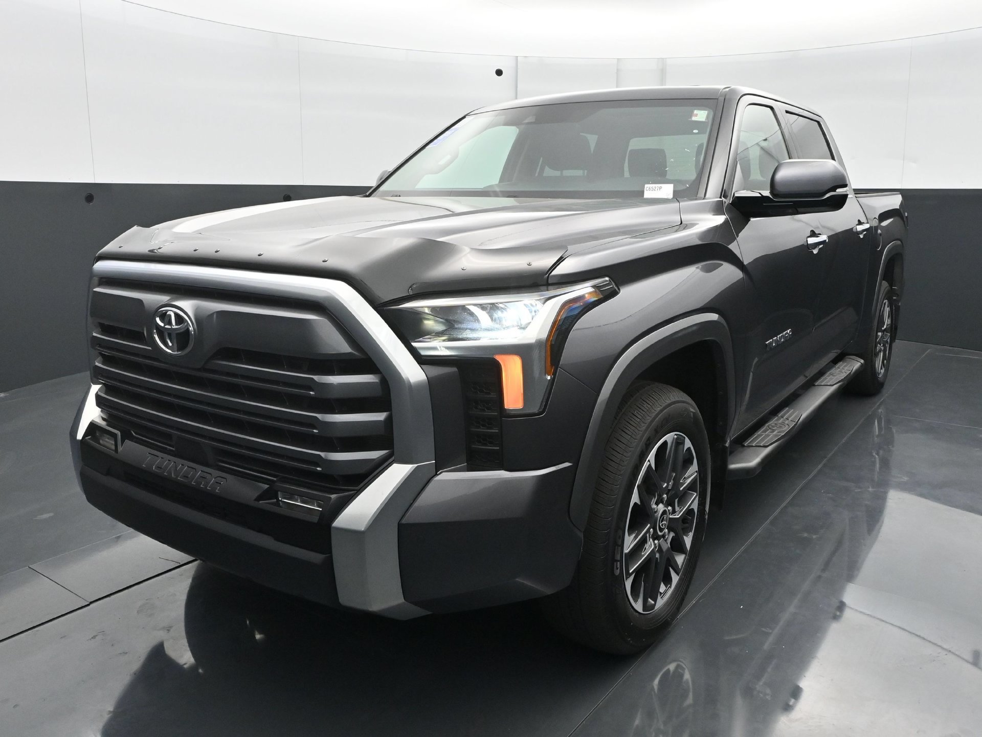 Used 2022 Toyota Tundra Limited AWD/4WD image 1