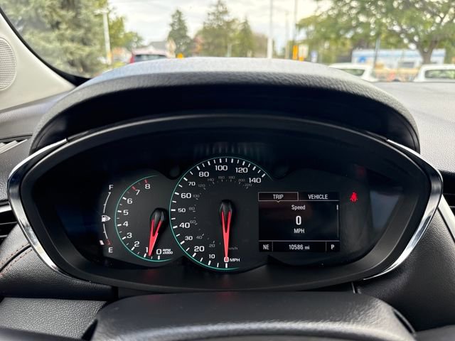 Used 2022 Chevrolet Trax LT w/ LT Convenience Package image 26