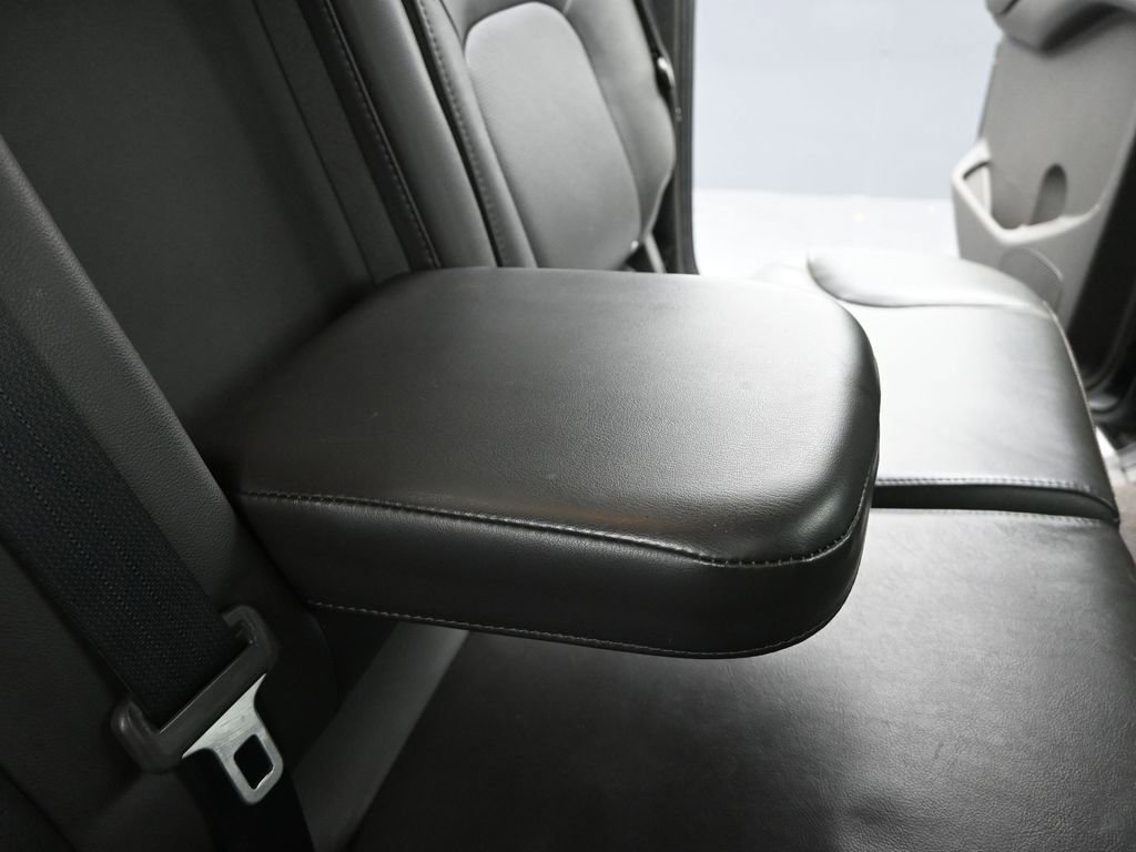 Used 2018 Nissan Frontier PRO-4X w/ Pro-4x Luxury Package image 13