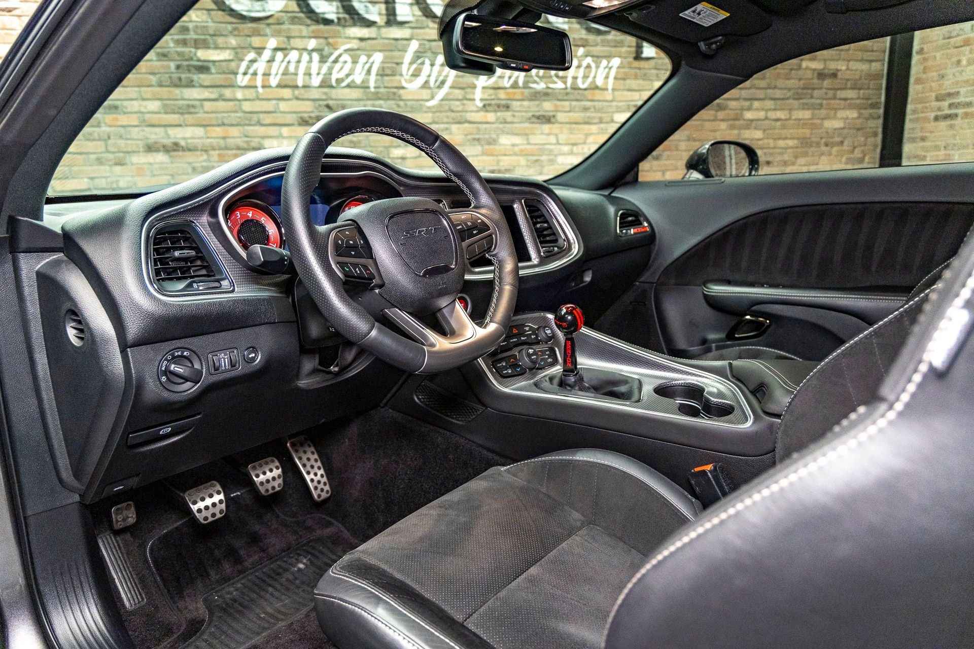 Used 2018 Dodge Challenger SRT Hellcat image 36