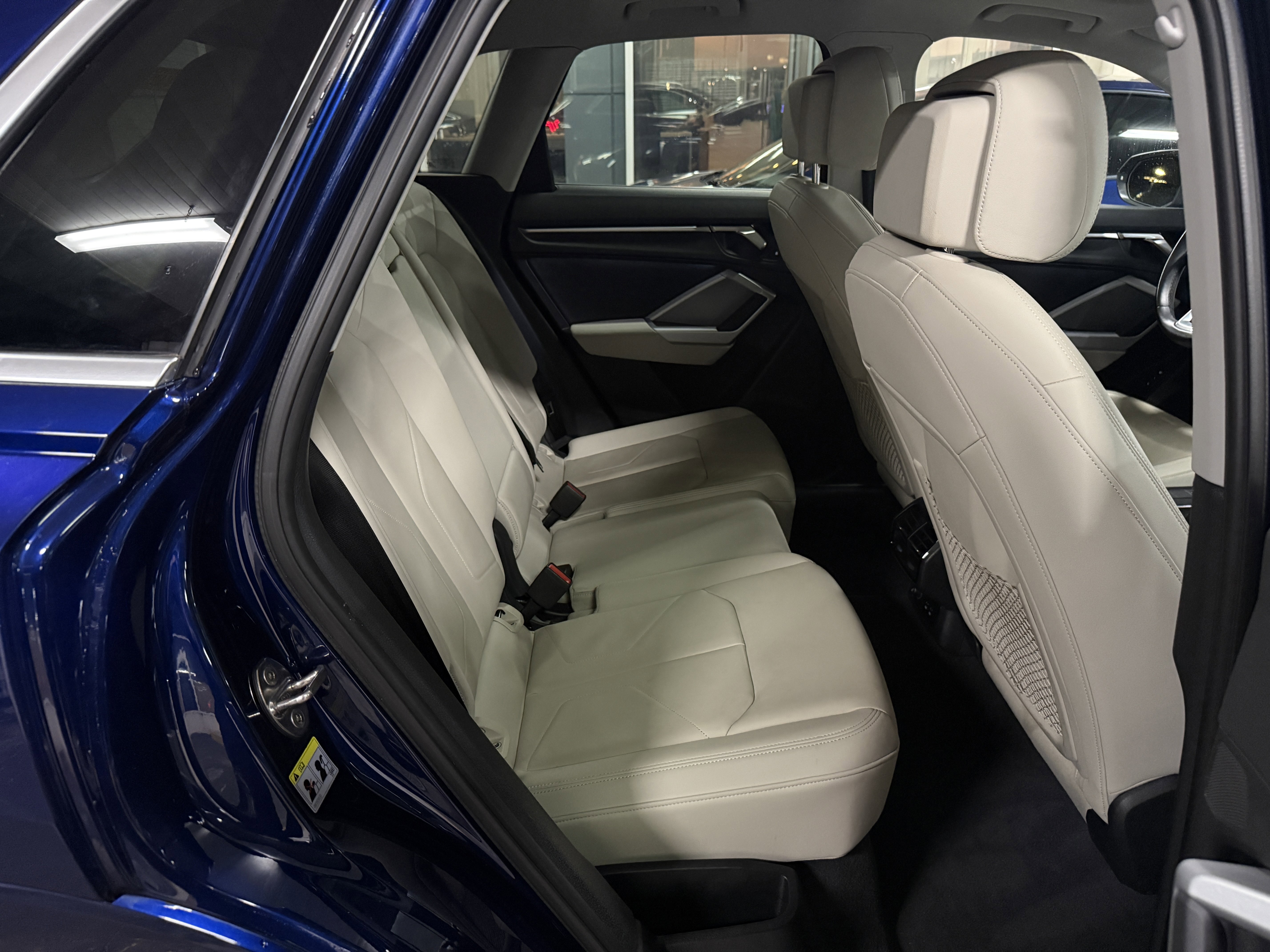 Used 2024 Audi Q3 2.0T Premium w/ Convenience Package image 41