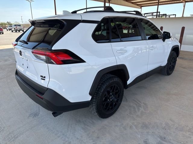 Used 2025 Toyota RAV4 XLE w/ Weather Package image 8