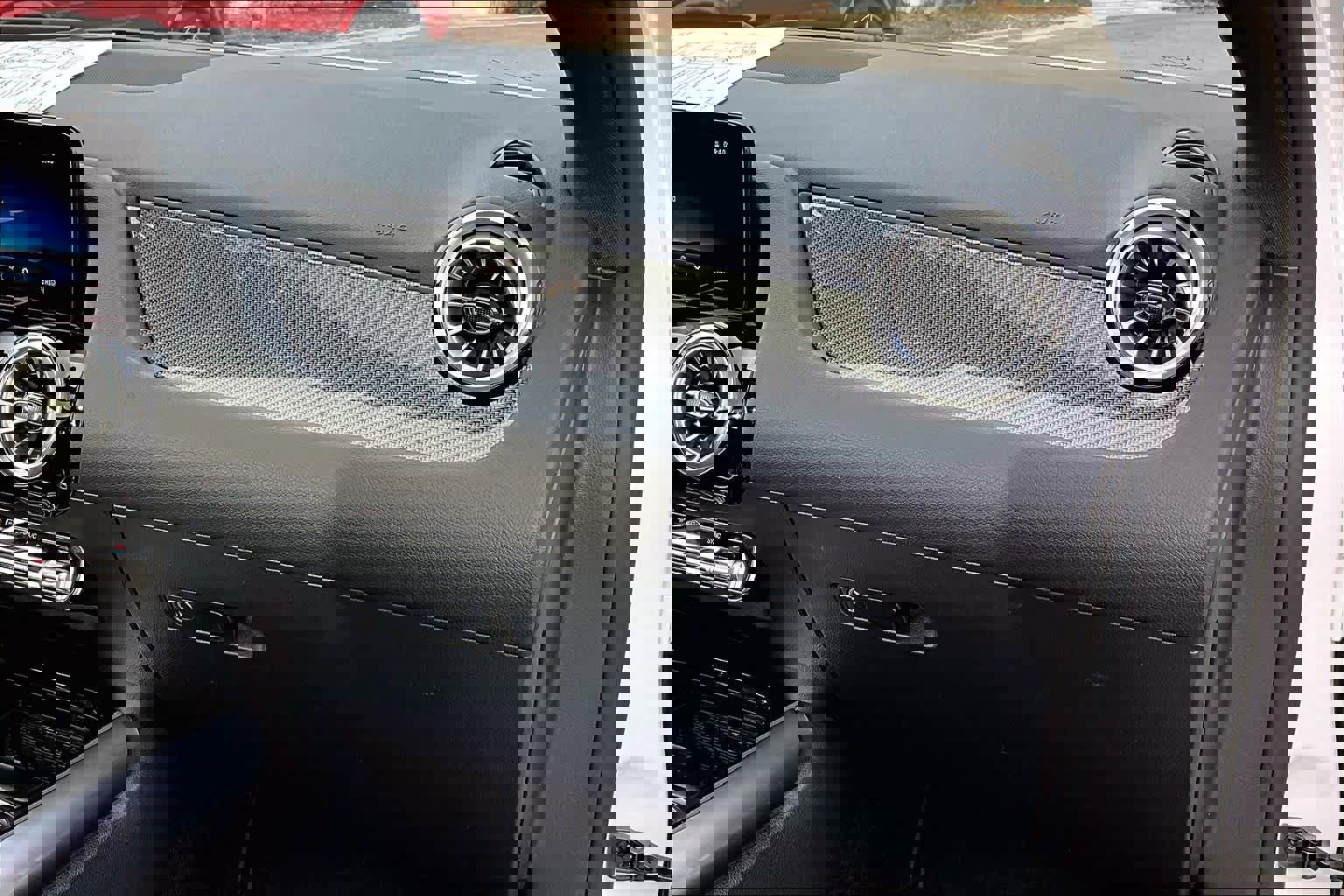 Certified 2025 Mercedes-Benz GLA 35 AMG 4MATIC image 19