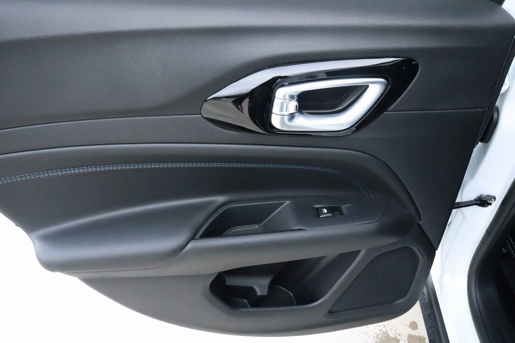 New 2026 Jeep Compass Limited image 16