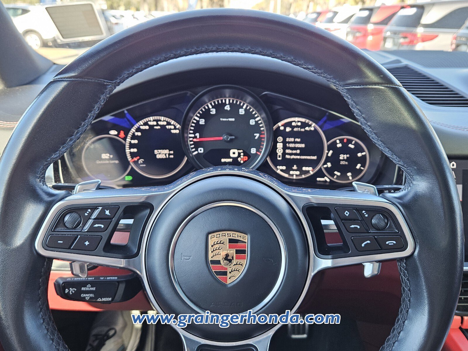 Used 2019 Porsche Cayenne S image 18