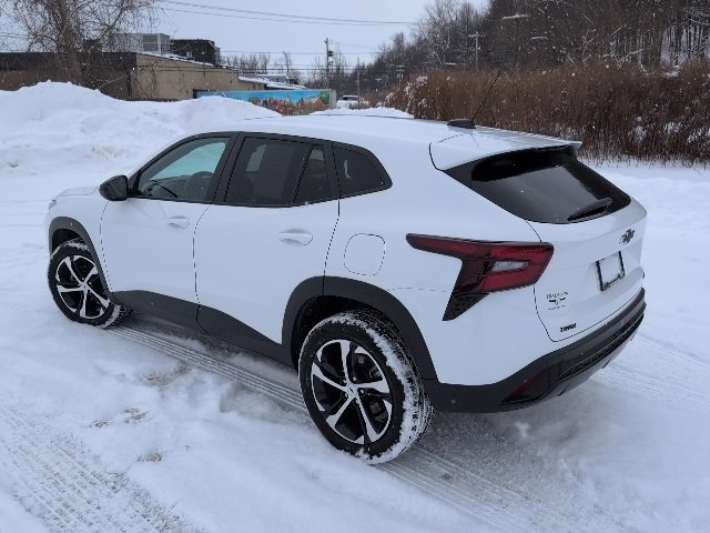 Used 2024 Chevrolet Trax RS w/ Driver Confidence Package image 4