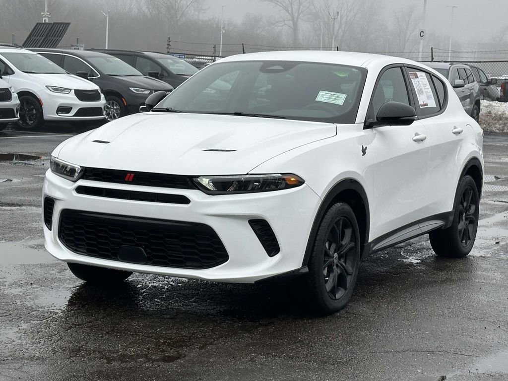 Certified 2024 Dodge Hornet R/T w/ R/T Blacktop Package image 13