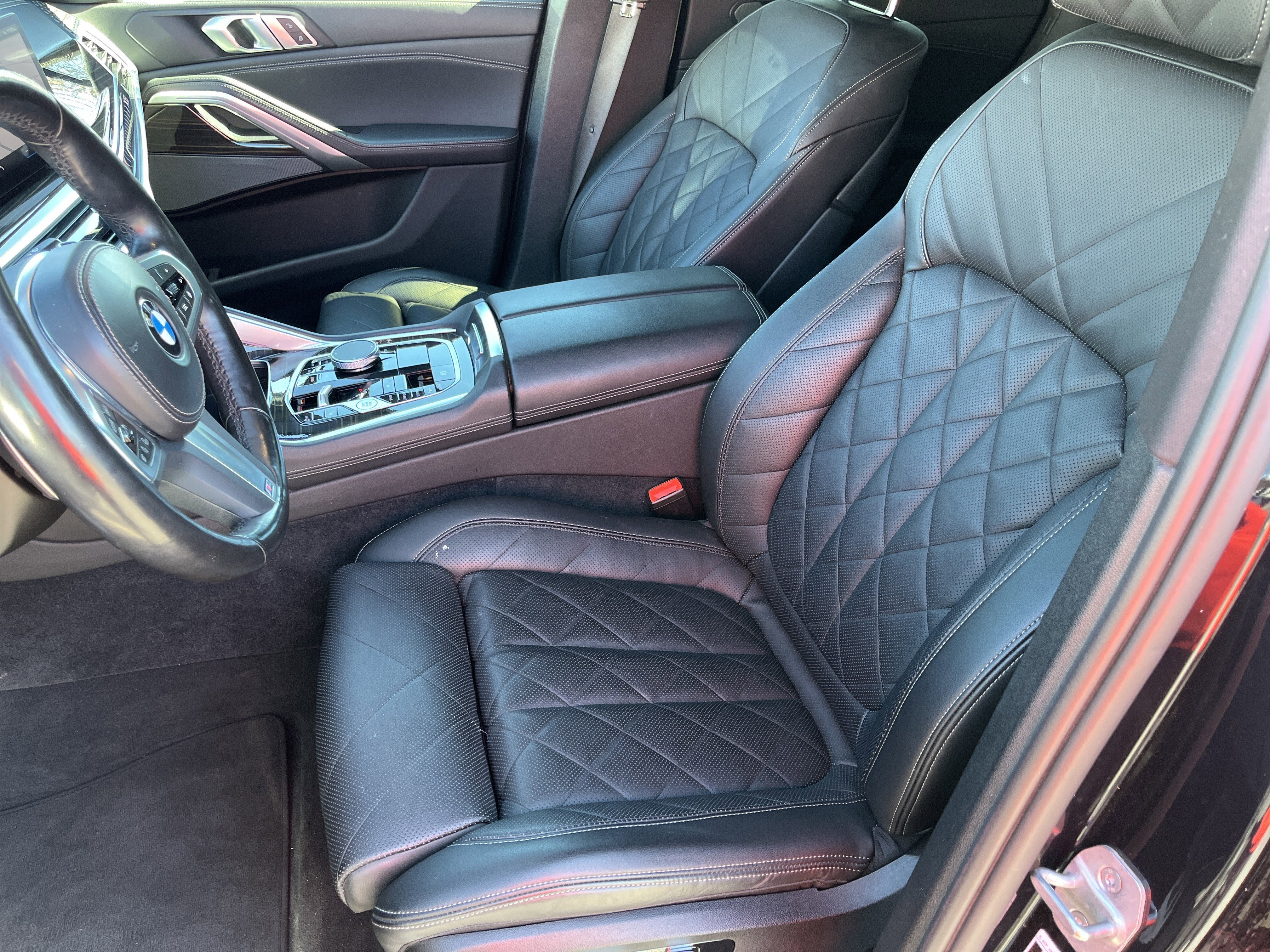 Used 2024 BMW X6 xDrive40i image 19