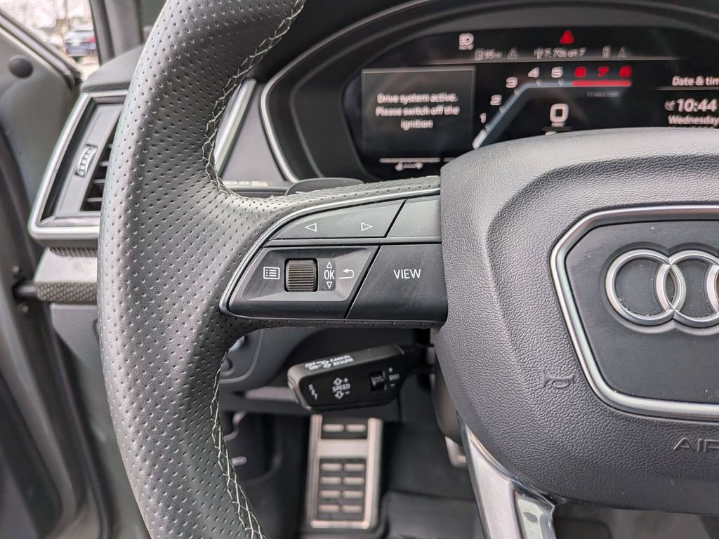 Used 2024 Audi SQ5 Prestige w/ Prestige Package image 13