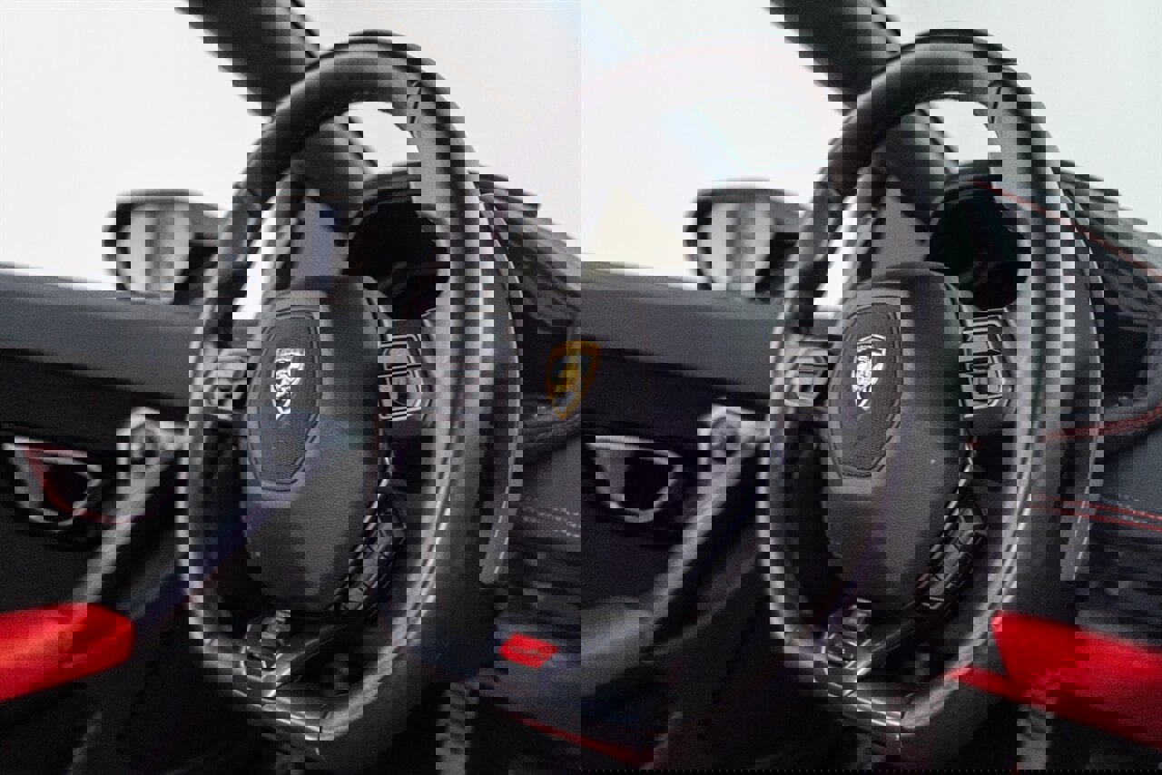 Used 2015 Lamborghini Huracan LP 610-4 image 44