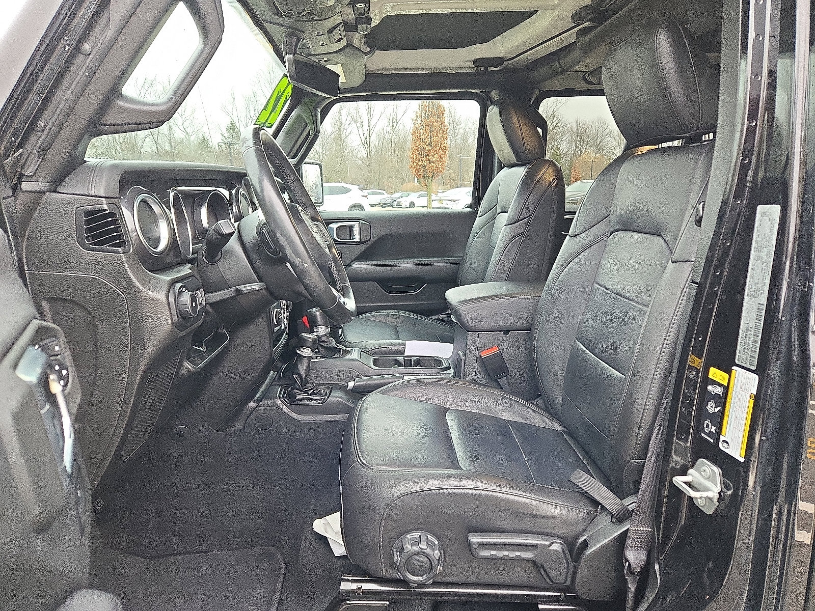 Used 2022 Jeep Wrangler Unlimited Sahara image 13