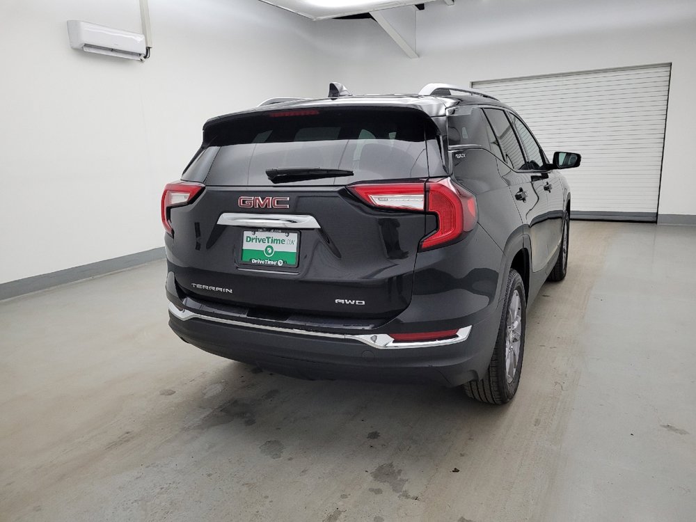 Used 2024 GMC Terrain SLT image 7