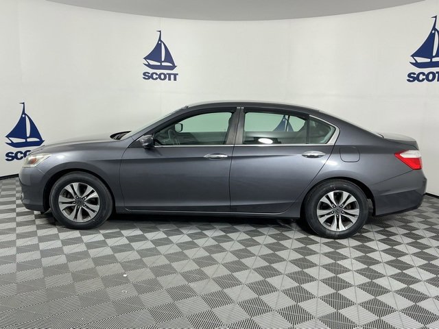 Used 2013 Honda Accord LX image 4