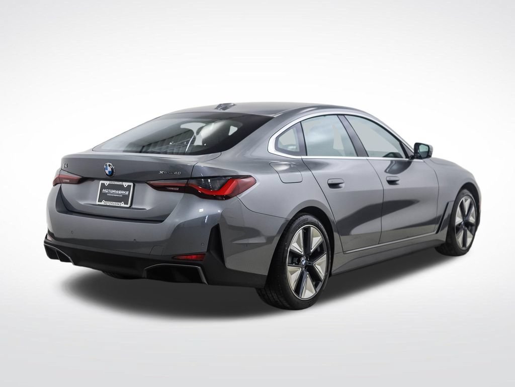 Used 2026 BMW i4 xDrive40i w/ Parking Assistance Package AWD/4WD image 5