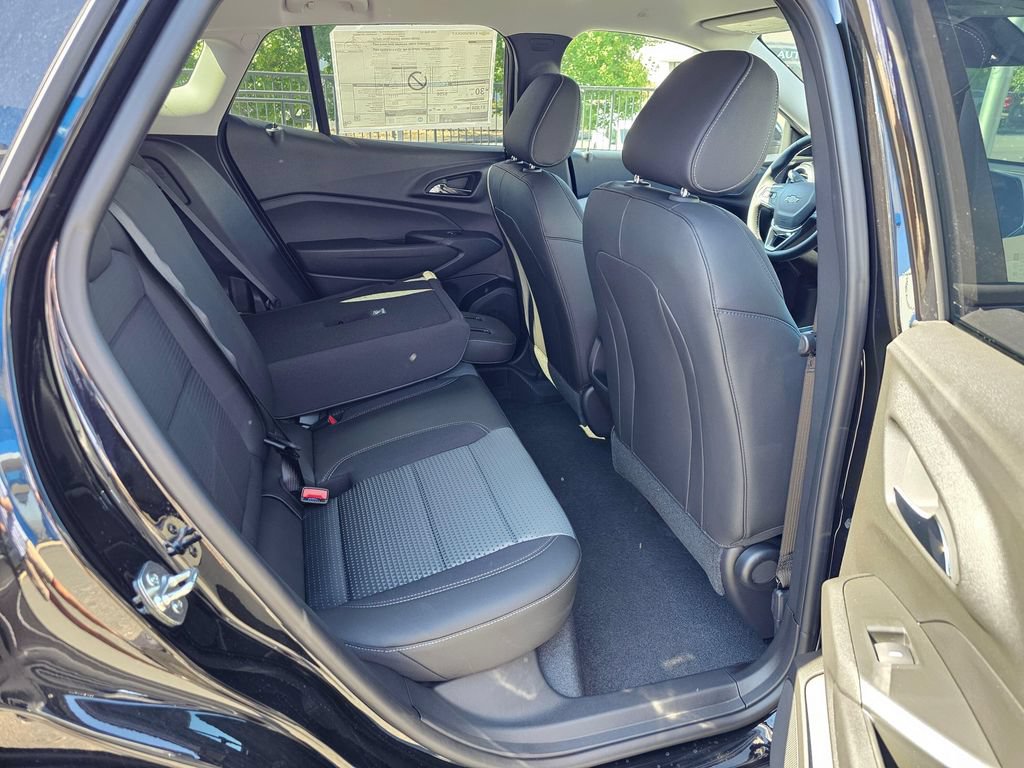 New 2026 Chevrolet Trax LT w/ Driver Confidence Package FWD image 12