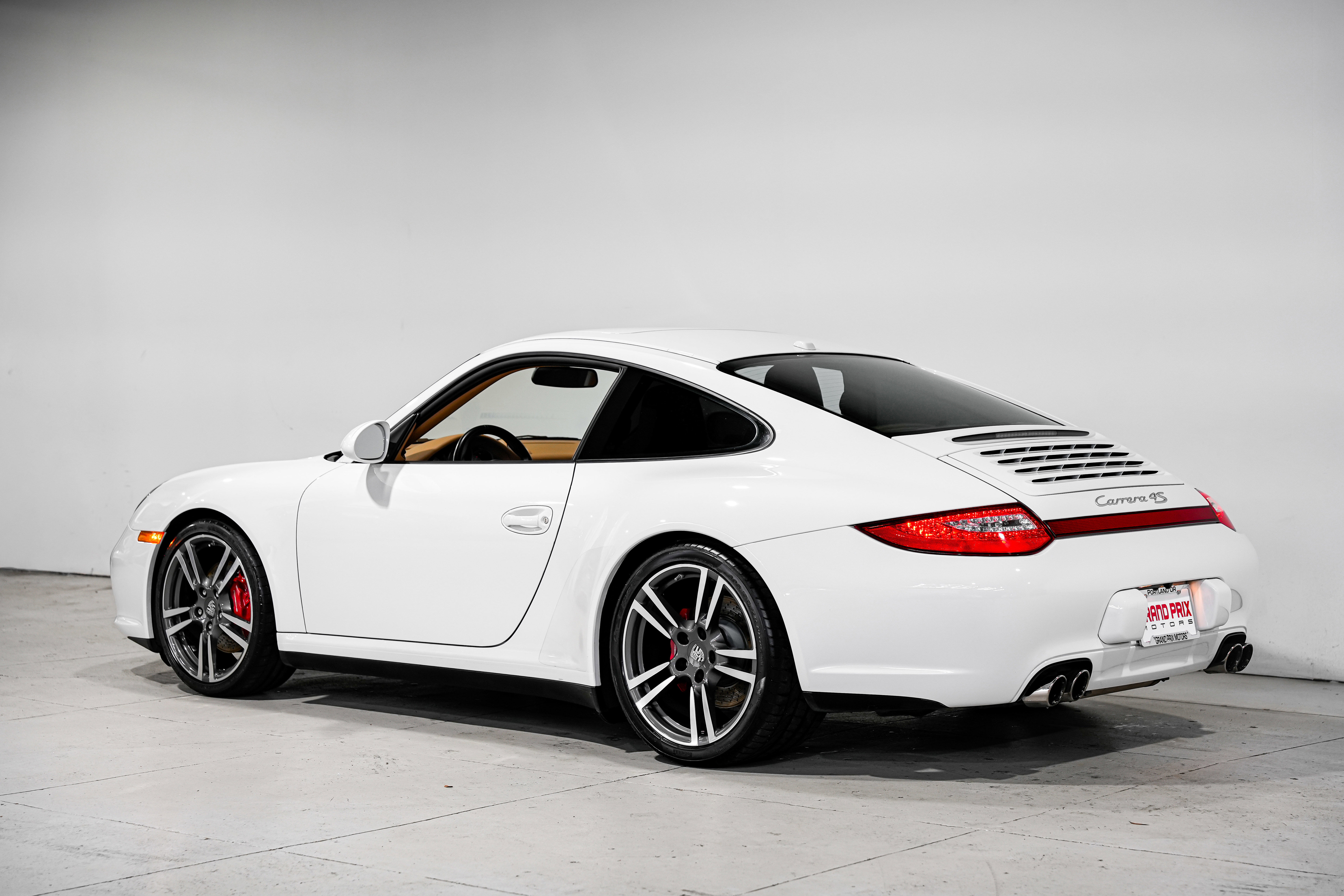 Used 2012 Porsche 911 Carrera 4S image 8