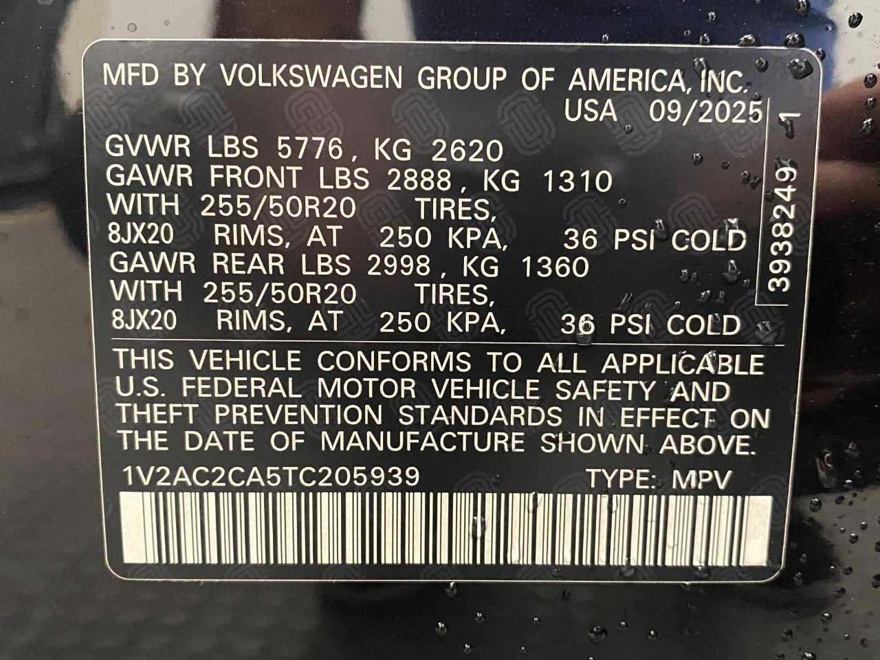 New 2026 Volkswagen Atlas Cross Sport SEL R-Line image 35