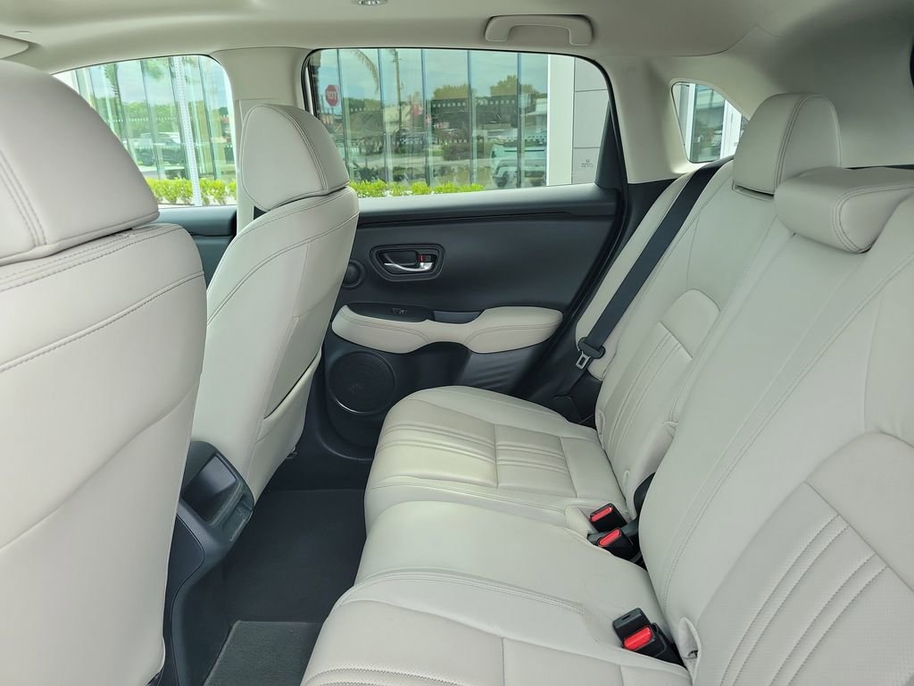Used 2025 Honda HR-V EX-L image 15