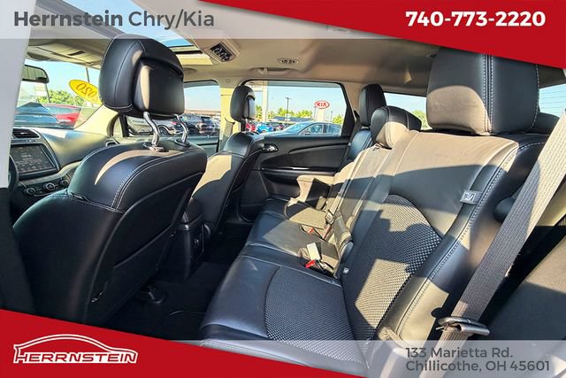 Used 2020 Dodge Journey Crossroad w/ Popular Equipment Group FWD image 22