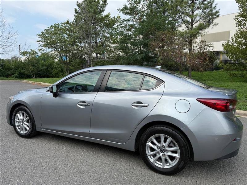 Used 2014 MAZDA MAZDA3 i Touring w/ Technology Package FWD image 7