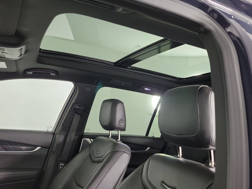 Certified 2024 Cadillac XT6 Premium Luxury FWD image 18