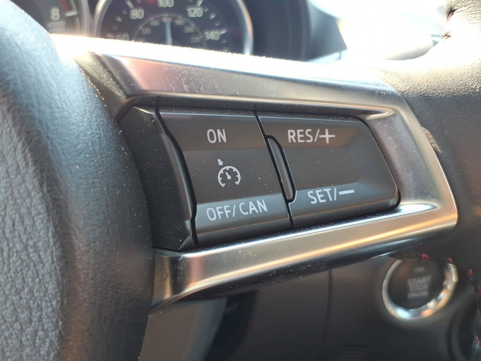 Used 2018 MAZDA MX-5 Miata Club RWD image 16