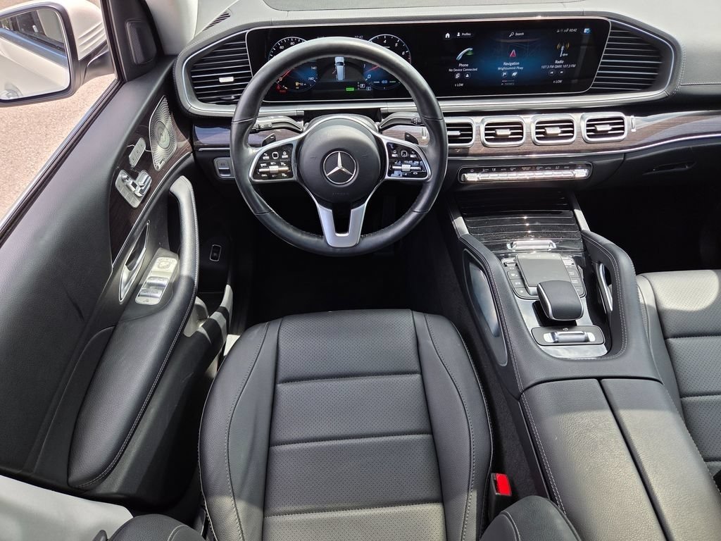 Used 2023 Mercedes-Benz GLS 450 4MATIC image 4
