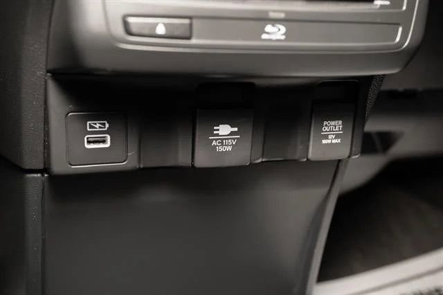 Used 2023 Honda Odyssey Elite image 35