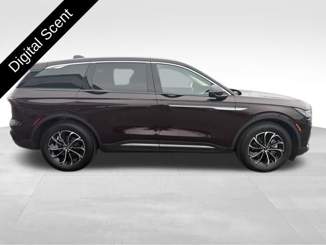 Certified 2024 Lincoln Nautilus Premier w/ Equipment Group 102A image 9