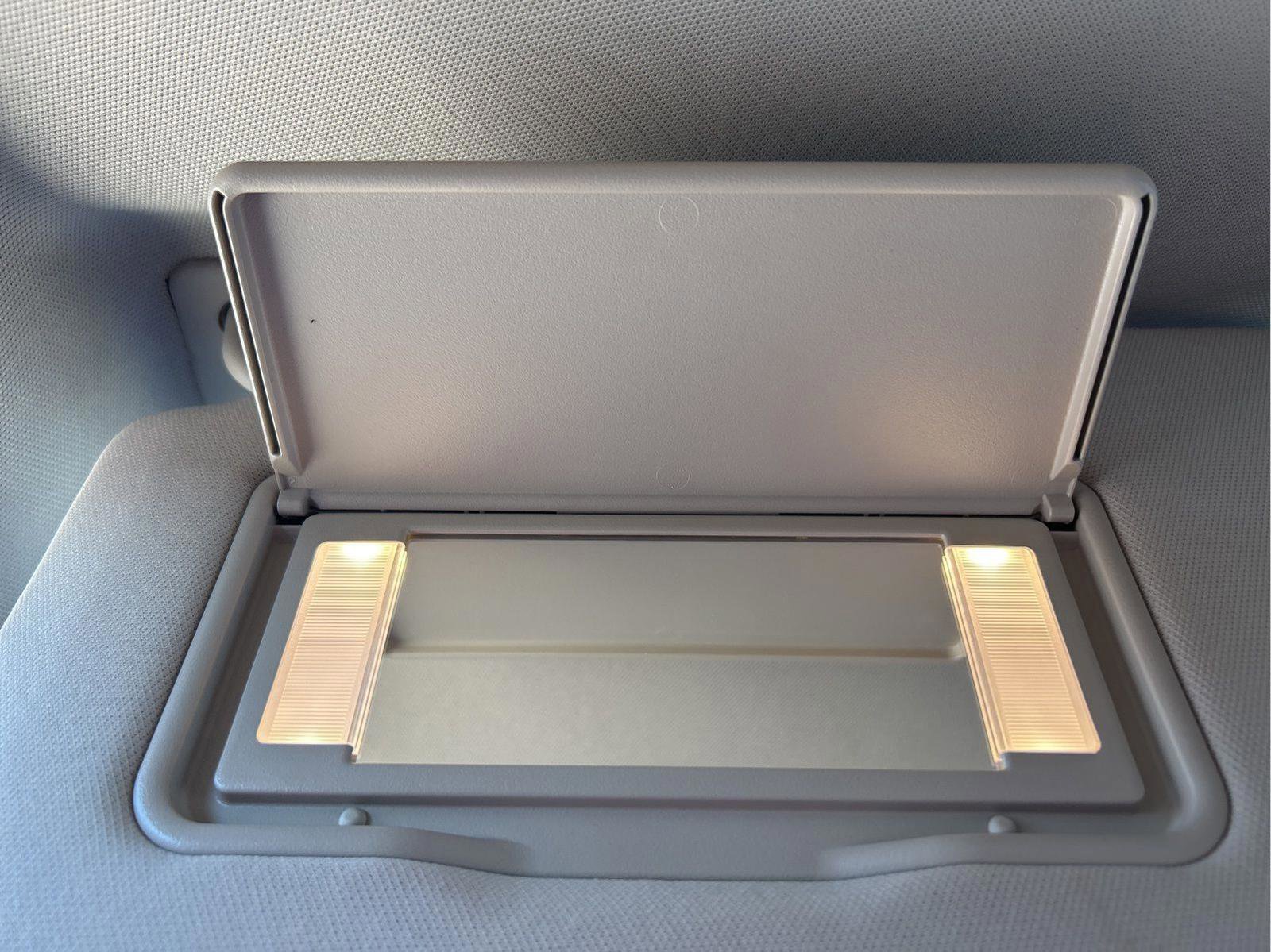 Used 2024 Ford Expedition Limited image 23