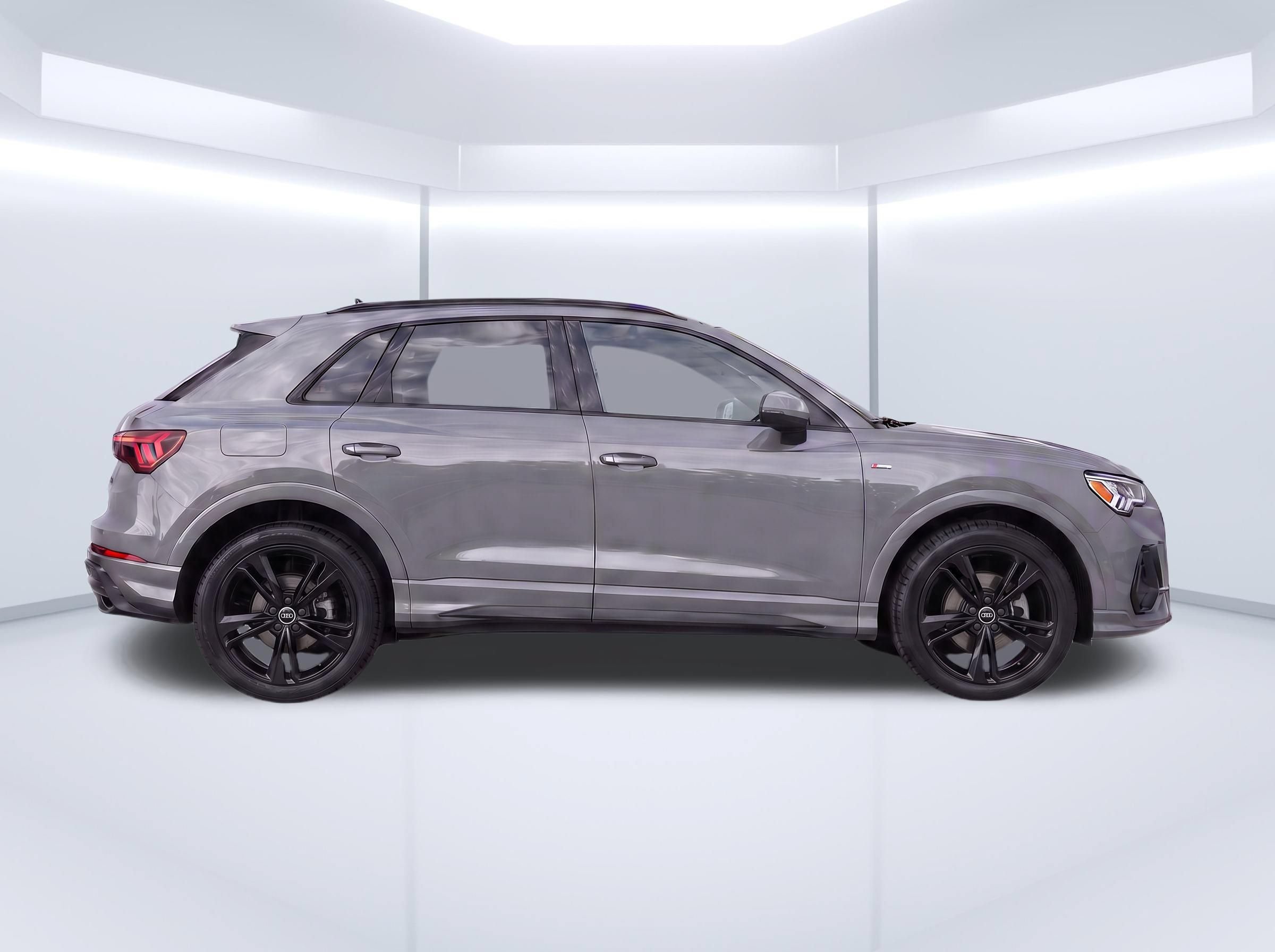 Used 2022 Audi Q3 2.0T Premium Plus AWD/4WD image 8