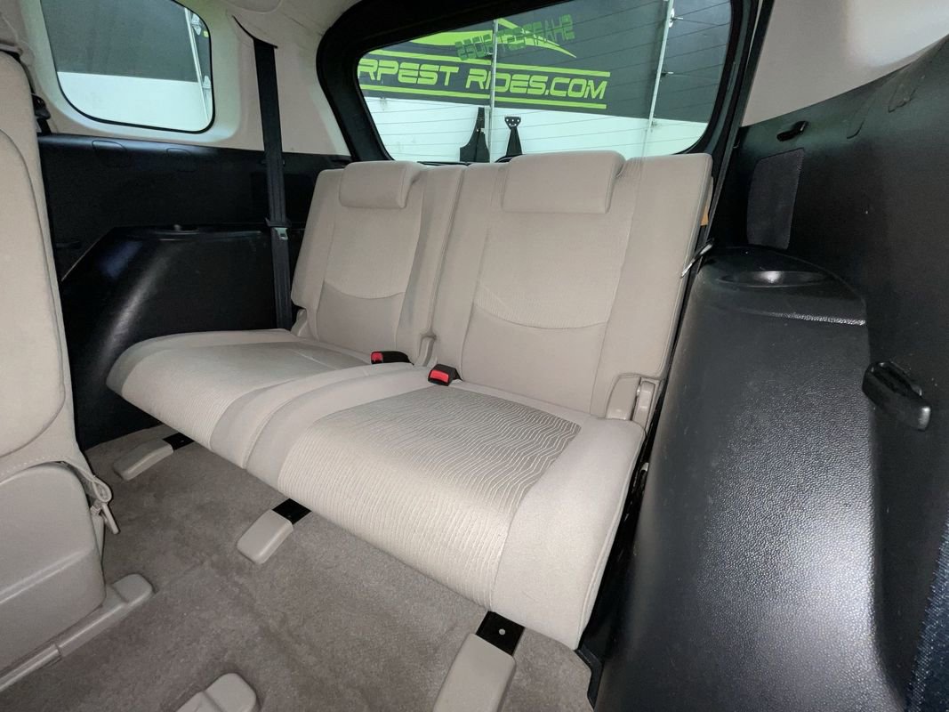 Used 2010 MAZDA MAZDA5 Sport image 25