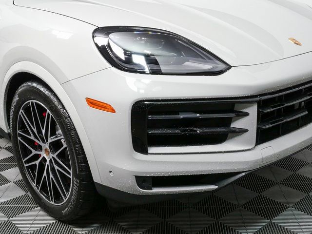 Certified 2026 Porsche Cayenne S image 39