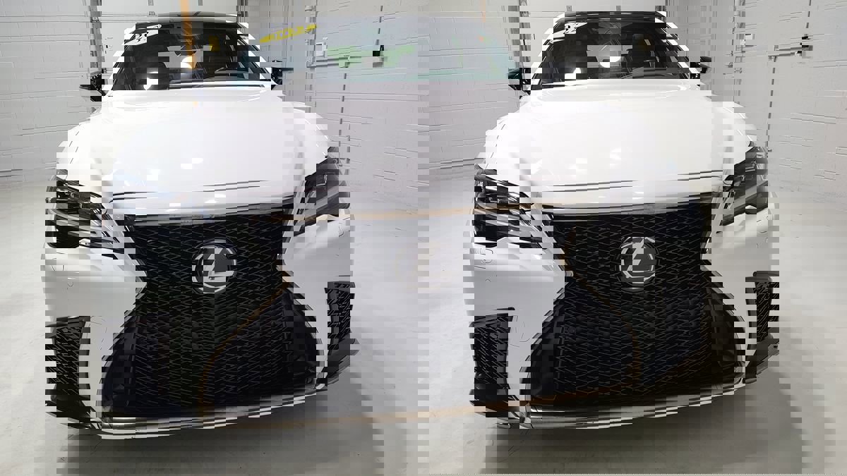 Used 2022 Lexus LS 500 F Sport w/ Accessory Package (Z1) image 3