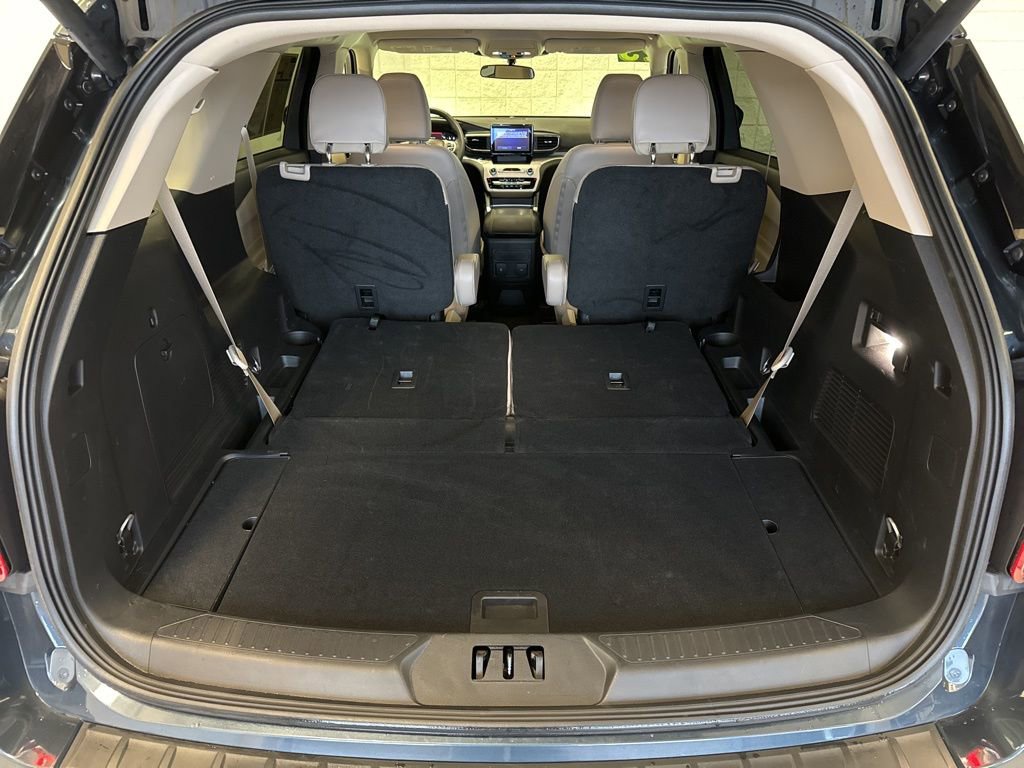 Used 2023 Ford Explorer XLT w/ Equipment Group 202A image 45