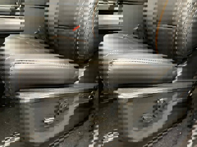 New 2026 Ford F350 Lariat w/ Lariat Ultimate Package image 17