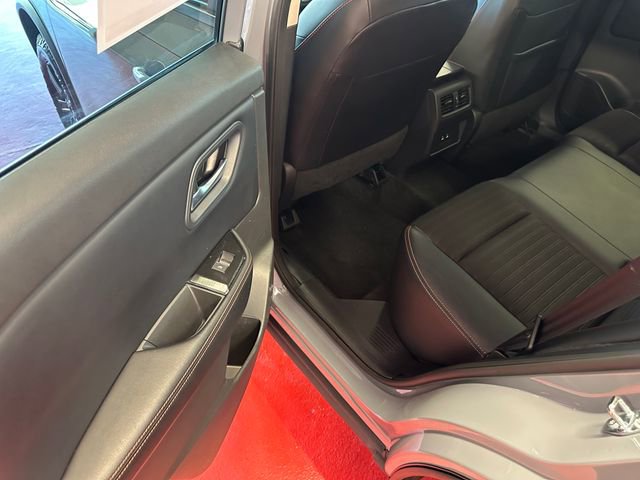 Used 2025 Nissan Rogue SV w/ Rock Creek Premium Package AWD/4WD image 13