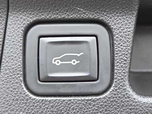 Used 2019 GMC Acadia Denali w/ Technology Package AWD/4WD image 22