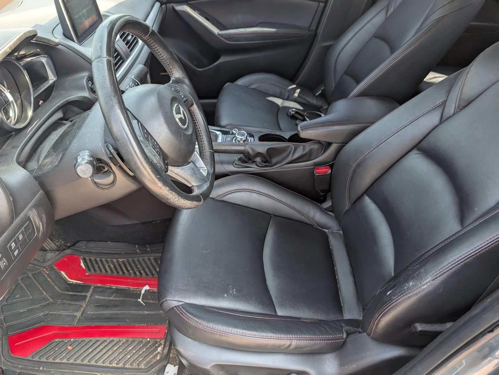 Used 2014 MAZDA MAZDA3 s Touring FWD image 3