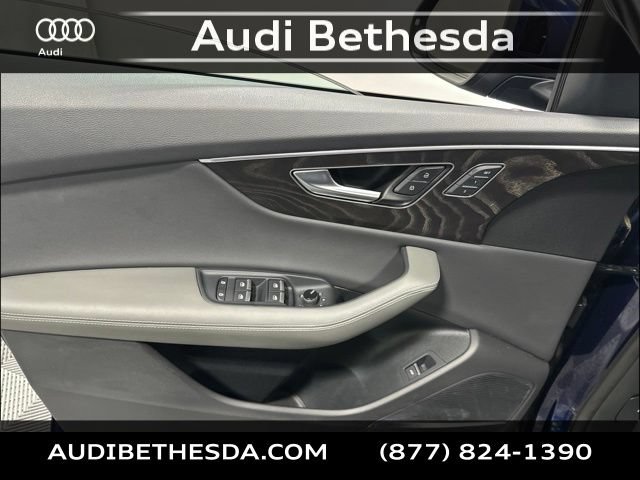 Used 2023 Audi Q8 Premium Plus w/ Premium Plus Package AWD/4WD image 15