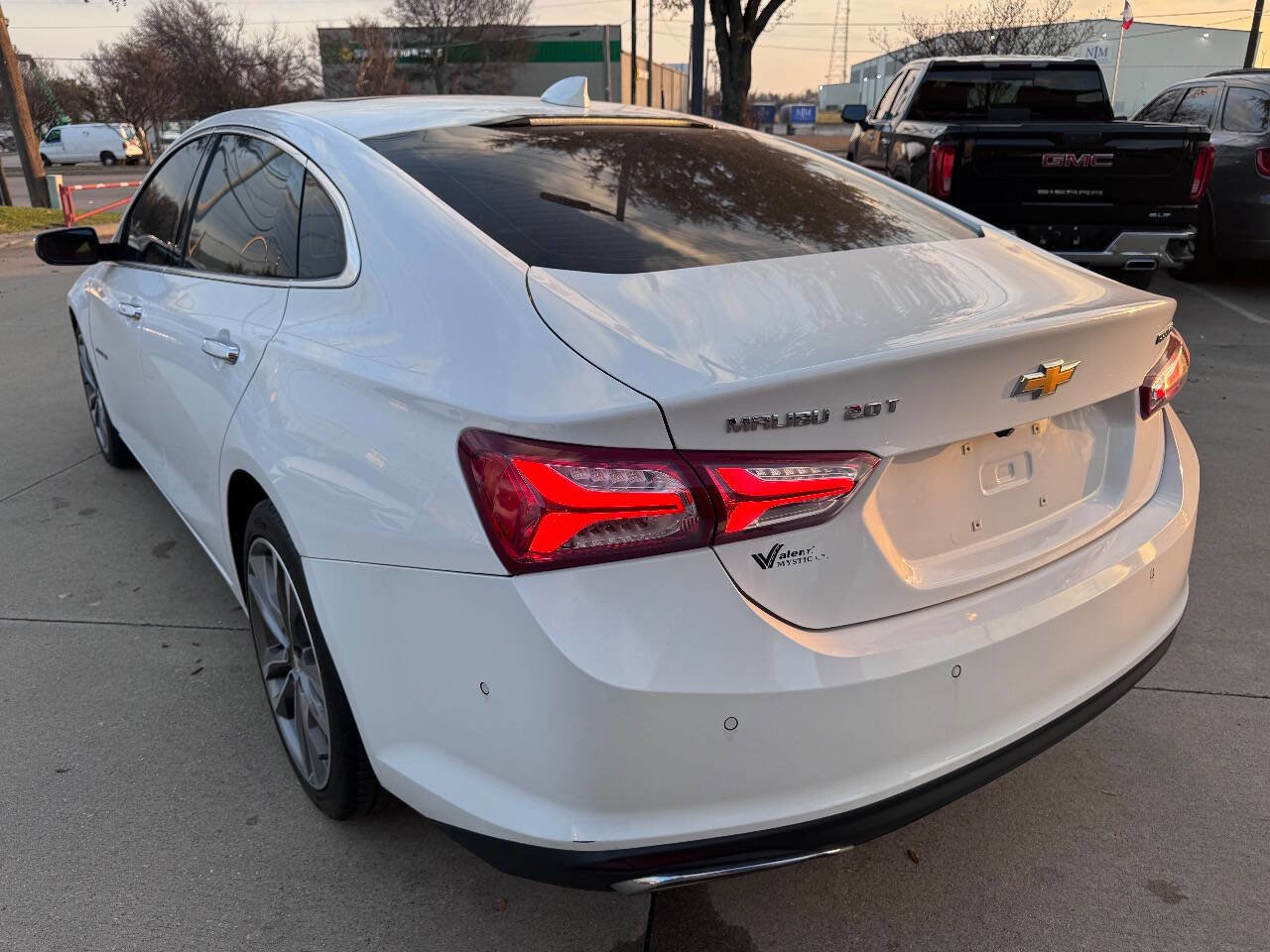 Used 2019 Chevrolet Malibu Premier w/ Sun and Wheel Package image 15
