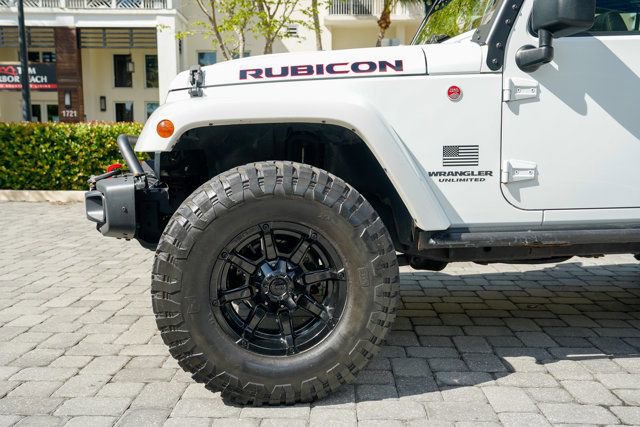 Used 2016 Jeep Wrangler Unlimited Rubicon AWD/4WD image 13