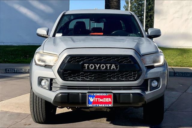 Used 2019 Toyota Tacoma TRD Off-Road image 3